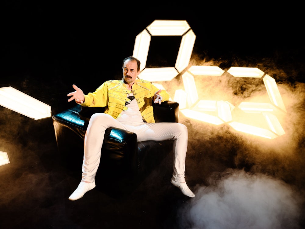 Was Läuft In Den Shows?: Die Größte Diva Seit Freddy Mercury