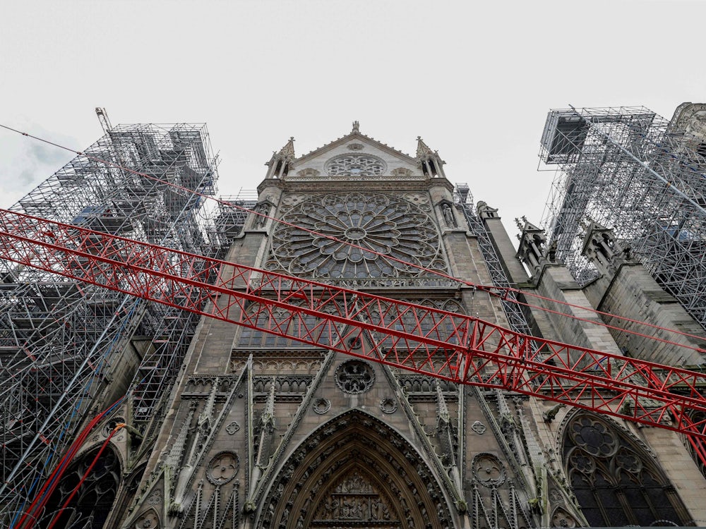 Notre Dame De Paris: Beten Gratis, Staunen Fünf Euro