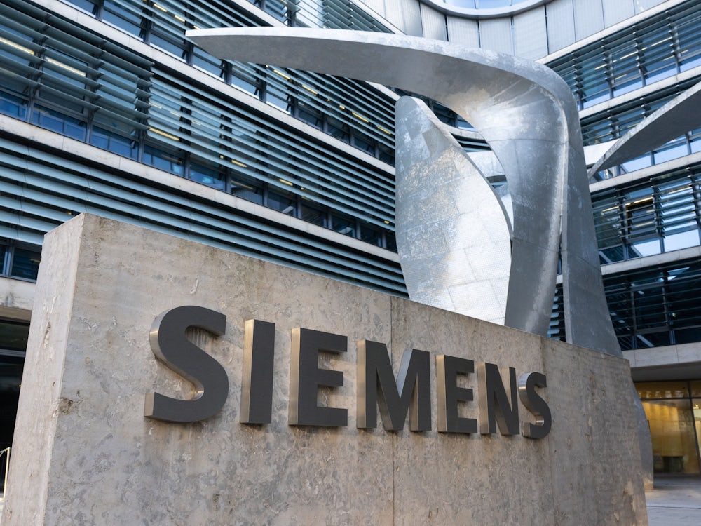 Münchner Konzern: Siemens Kauft Us Softwarefirma Für Rund Neun Milliarden Euro