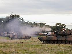 Keine Bedingung Zur Verwendung: Australien Liefert Der Ukraine 49 ältere Abrams Panzer