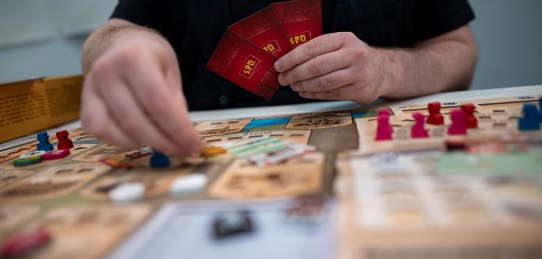 Genug Von Monopoly Und Risiko? Diese 5 Brettspiele Sind Spannendere Alternativen