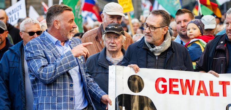 Nach 10 Jahren Und 250 Demos – Letzte Pegida Kundgebung In Dresden