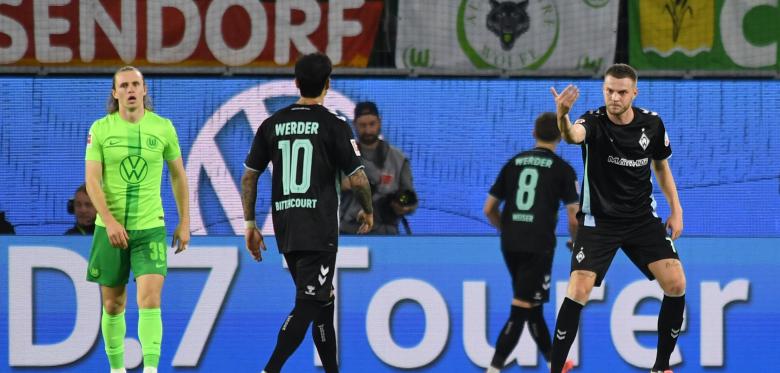 Sechs Tore Und Eine Rote Karte – Bremen Dreht Wildes Spiel In Wolfsburg