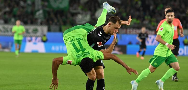 Blitz Platzverweis, Vier Gegentore – Wolfsburg Erlebt Bitteren Abend