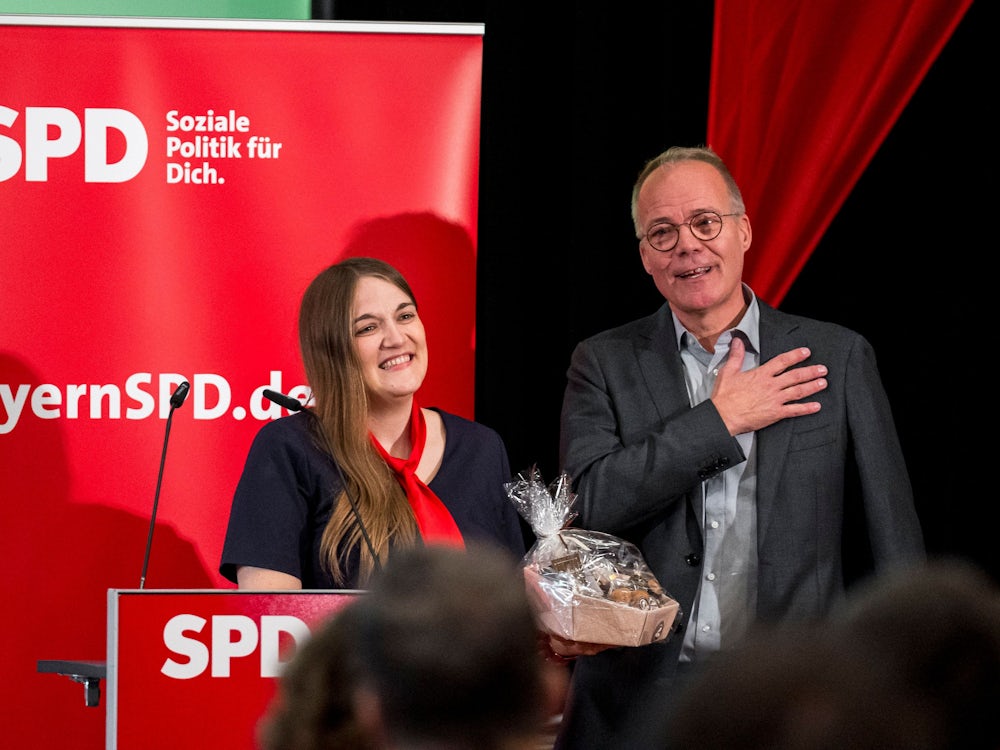 Parteitag In Schweinfurt: Bayerns Spd Will Sich Strategisch Neu Ausrichten