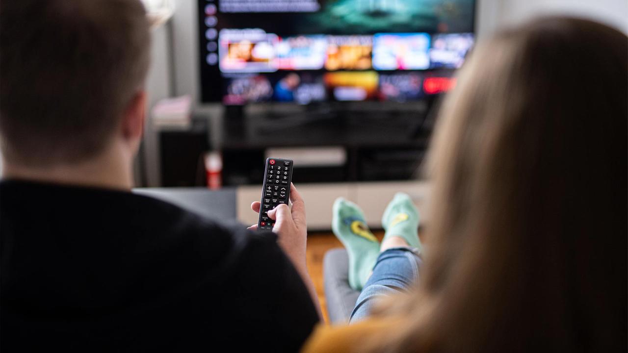 Studie Zur Mediennutzung: Lineares Fernsehen Bleibt Beliebt