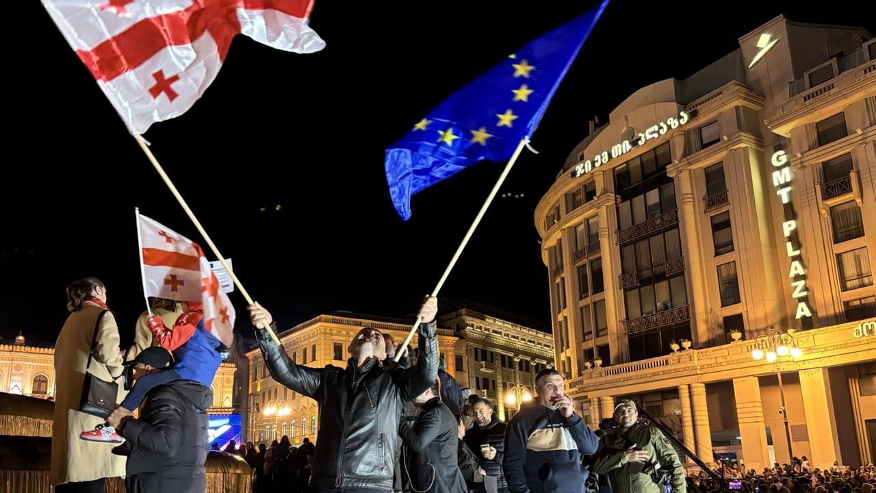 Vor Parlamentswahl: Zehntausende Protestieren In Georgien Für Europa