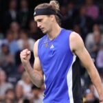 Alexander Zverev Schlägt Holger Rune Und Zieht Ins Finale Von Paris Ein