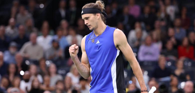 Alexander Zverev Schlägt Holger Rune Und Zieht Ins Finale Von Paris Ein