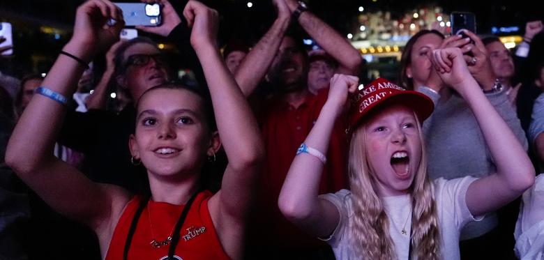 „wir Sind Nicht Bereit Für Eine Frau Im Amt“, Sagt Eine Trump Anhängerin