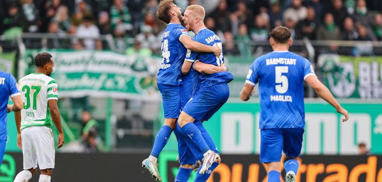 Darmstadt Feiert Schützenfest Gegen Desolates Fürth